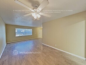 12718 Sebring Blvd in Tampa, FL - Foto de edificio - Building Photo