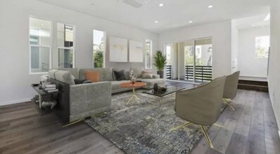 5700 Sterling St in Dublin, CA - Building Photo - Building Photo