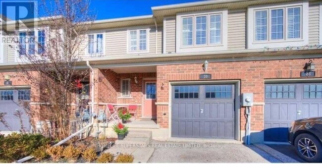 property at 30 Pumpkin Pass