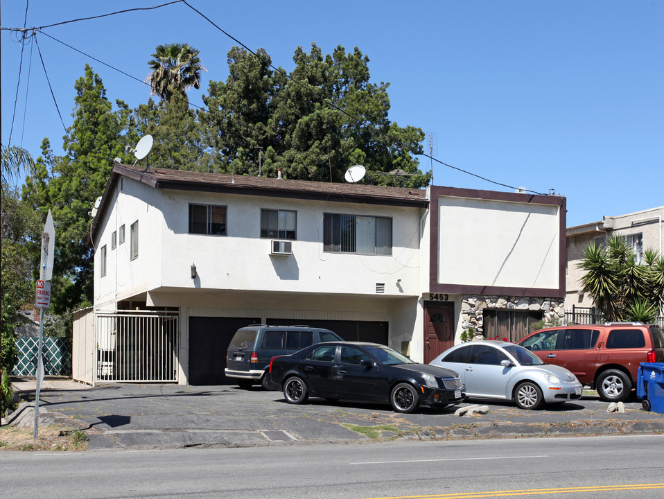 5453 Kester Ave in Sherman Oaks, CA - Building Photo