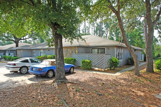 440 Crow Rd in Pensacola, FL - Building Photo - Building Photo