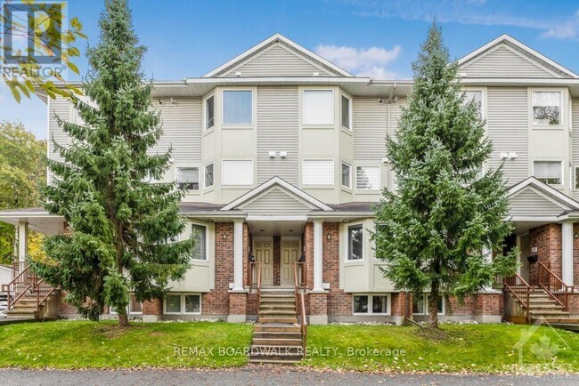 property at 1400 Wildberry Ct