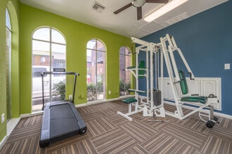 Crossview Court in Houston, TX - Building Photo - Interior Photo