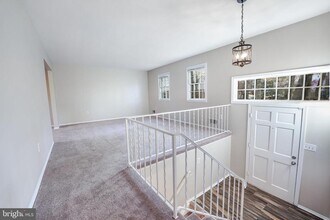 12003 Park Shore Ct in Woodbridge, VA - Building Photo - Building Photo