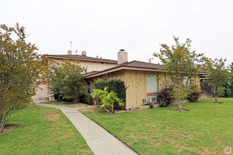 13262 Fletcher St in Garden Grove, CA - Building Photo - Building Photo