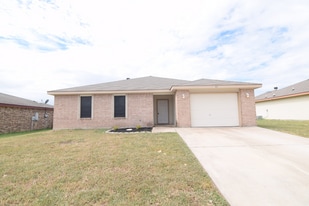 401 Sumac Trail