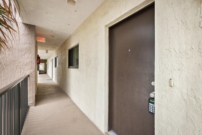 601 1st St S in Jacksonville, FL - Foto de edificio - Building Photo
