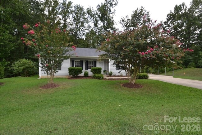 property at 112 Dundee Ct