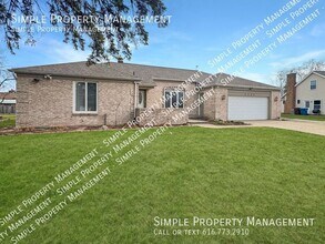 5352 Queensbury Dr SE in Kentwood, MI - Building Photo - Building Photo