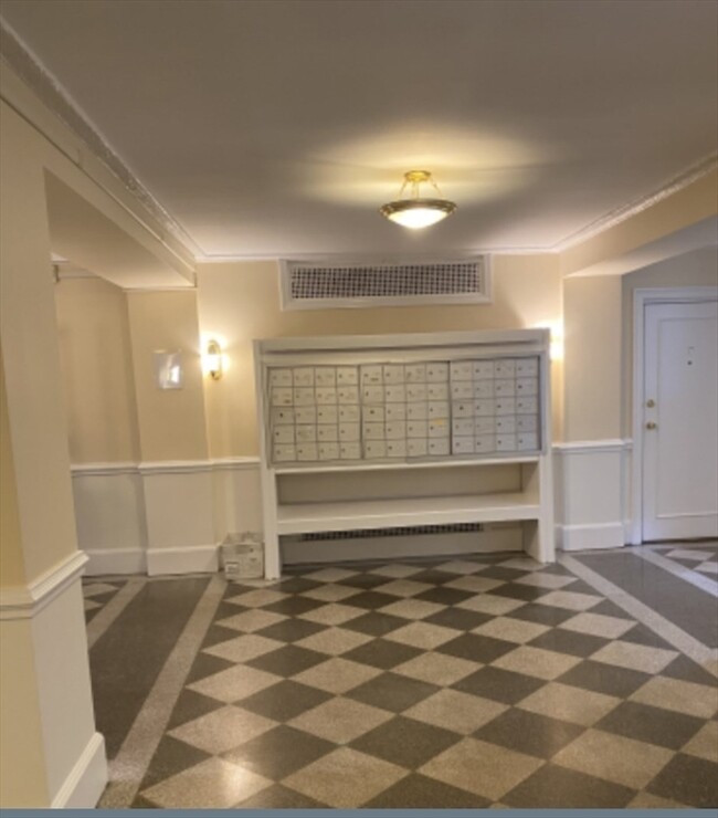 14 Chauncy St, Unit #H in Cambridge, MA - Building Photo - Building Photo