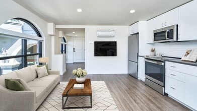 Metro on First in Seattle, WA - Building Photo - Building Photo