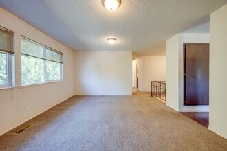 340-342-342 NW North St in Pullman, WA - Building Photo - Building Photo