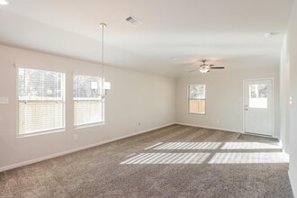25589 Roy Rogers Rd in Patton Village, TX - Building Photo - Building Photo
