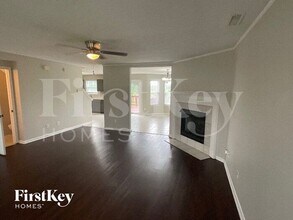 11 Atherton Ct in Brownsburg, IN - Foto de edificio - Building Photo
