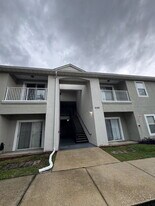 6093 Maggies Cir in Jacksonville, FL - Building Photo