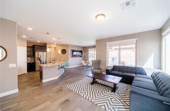 11000 Prairie Grove Rd in Las Vegas, NV - Building Photo - Building Photo