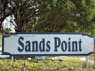 8340 Sands Point Blvd in Tamarac, FL - Building Photo