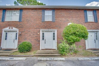3050 Belle Meade Dr in Pensacola, FL - Building Photo - Building Photo