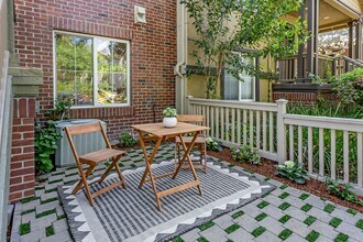30 Royal Oak Ct in Mountain View, CA - Building Photo - Building Photo