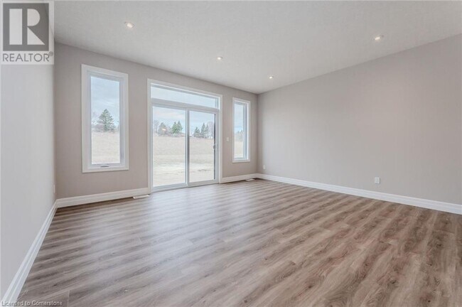 145 Dunnigan Dr in Kitchener, ON - Building Photo - Building Photo