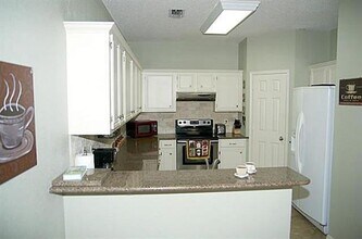 7900 Squire Ln in Frisco, TX - Foto de edificio - Building Photo