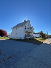 220 Main Rd-Unit -A in Tiverton, RI - Building Photo - Building Photo