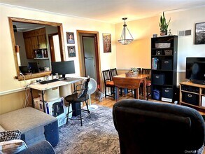 102 Overocker Rd in Arlington, NY - Building Photo - Building Photo