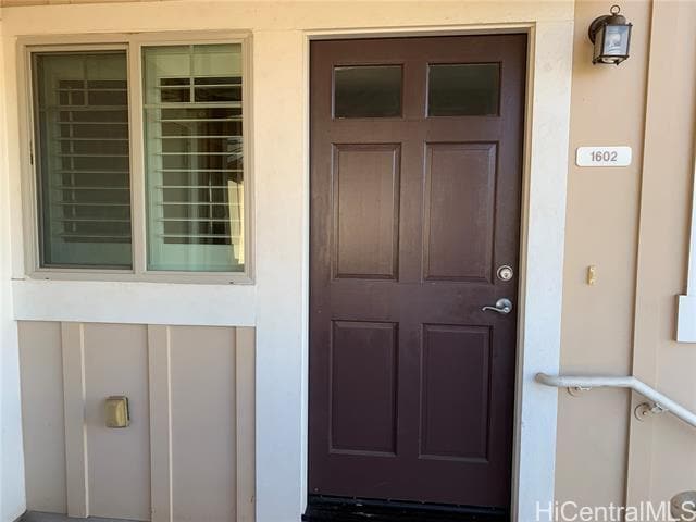 91-1037-1037 Kamaaha Ave