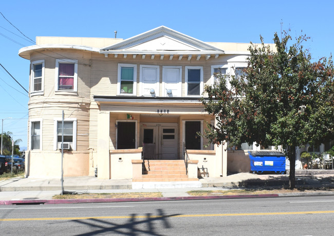 2301 Pasadena Ave in Los Angeles, CA - Building Photo - Other