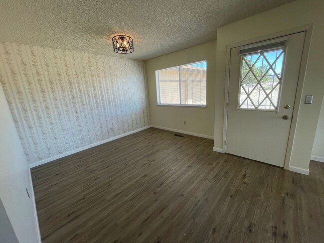 826 Rubio Way in Gardnerville, NV - Building Photo - Building Photo