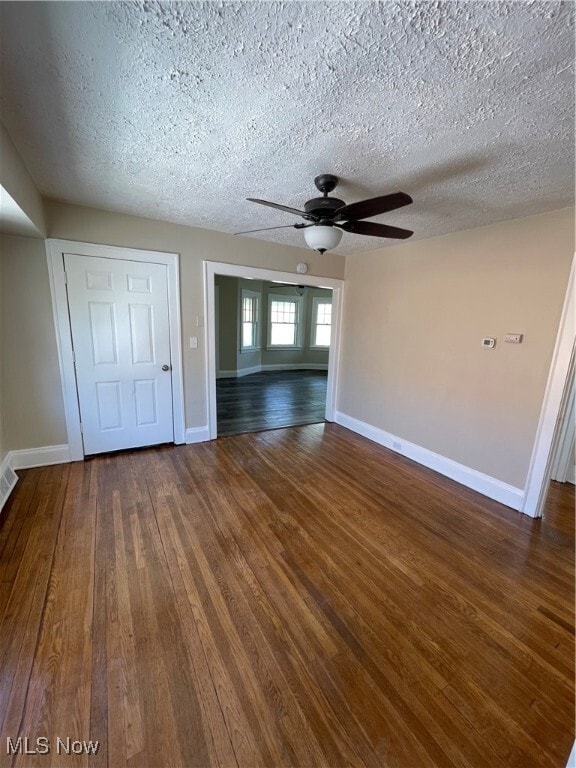property at 10323 Linnet Ave