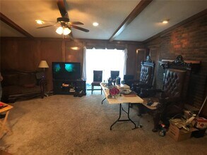 305 Marriott Ln in Garland, TX - Building Photo - Building Photo