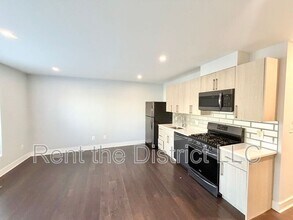 1605 F St NE in Washington, DC - Building Photo - Building Photo