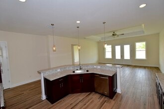 12120 Lyndell Plantation Dr in Panama City Beach, FL - Building Photo - Building Photo