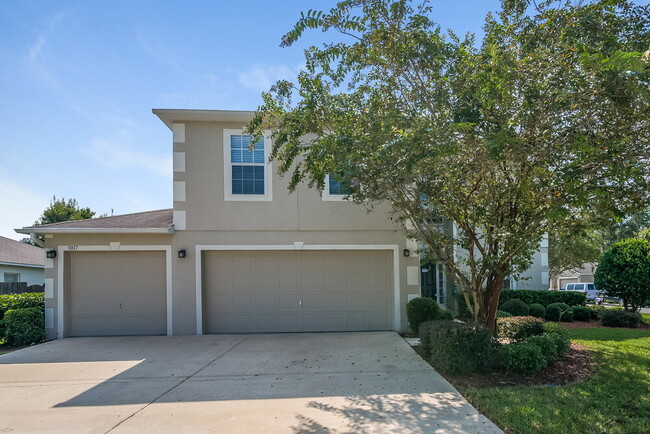 property at 3017 Sunset Ridge Dr