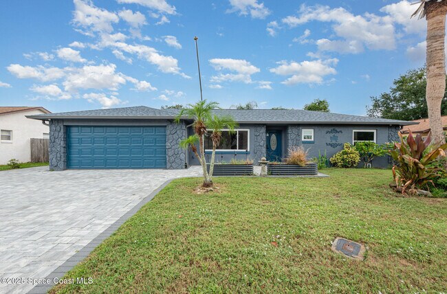 986 Sycamore Dr in Rockledge, FL - Building Photo - Building Photo