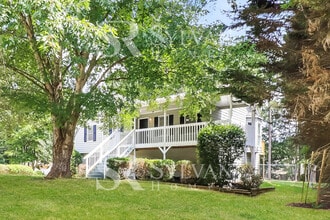 98 Silverthorne Pl in Douglasville, GA - Building Photo - Building Photo