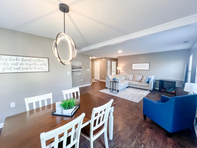 13255 Summerwood Ln in Fishers, IN - Building Photo - Building Photo