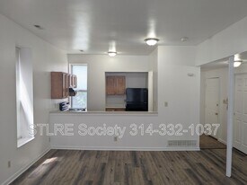 2707 Russell Blvd in St. Louis, MO - Building Photo