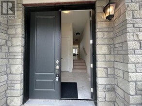 7 Wesmina Ave in Whitchurch-Stouffville, ON - Building Photo - Building Photo