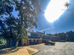 Kickingbird Hills in Edmond, OK - Building Photo - Building Photo