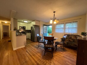 2216 Delaware Dr in West Lafayette, IN - Building Photo - Building Photo