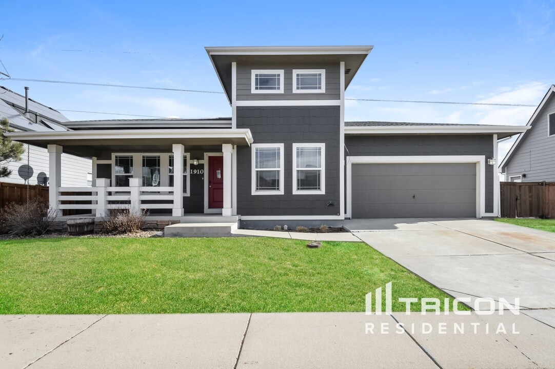 1910 Mahogany Way in Severance, CO - Building Photo