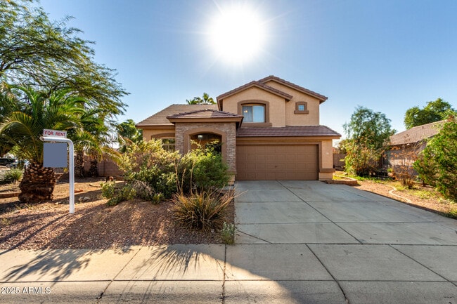 10479 W Emerald Ln in Avondale, AZ - Building Photo - Building Photo