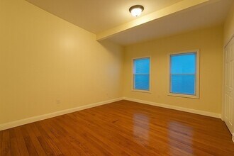 7 North Ave, Unit 1 in Boston, MA - Foto de edificio - Building Photo