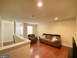 1724 Master St-Unit -D in Philadelphia, PA - Building Photo - Building Photo