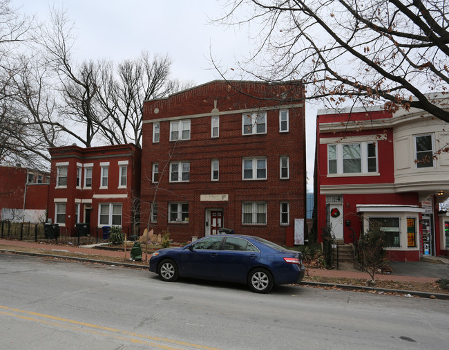 305 P St NW in Washington, DC - Building Photo - Building Photo