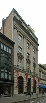 1810 Chestnut St in Philadelphia, PA - Building Photo
