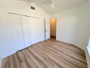 4428 Siesta Ct in Tallahassee, FL - Building Photo - Building Photo