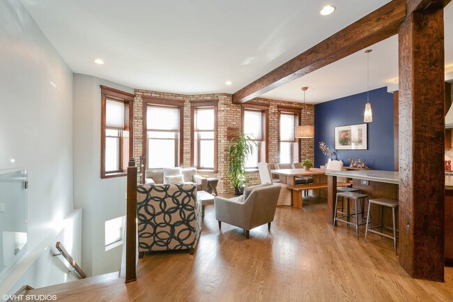 2608 N Dayton St in Chicago, IL - Foto de edificio - Building Photo